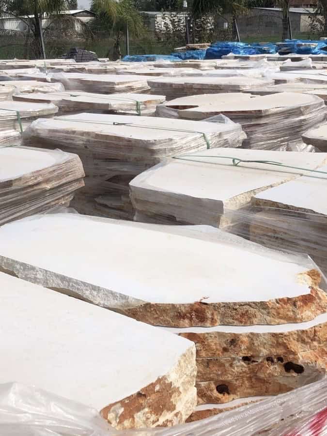 אבן מדרך לבנה - ג'מעין | משתלות הדר נוי