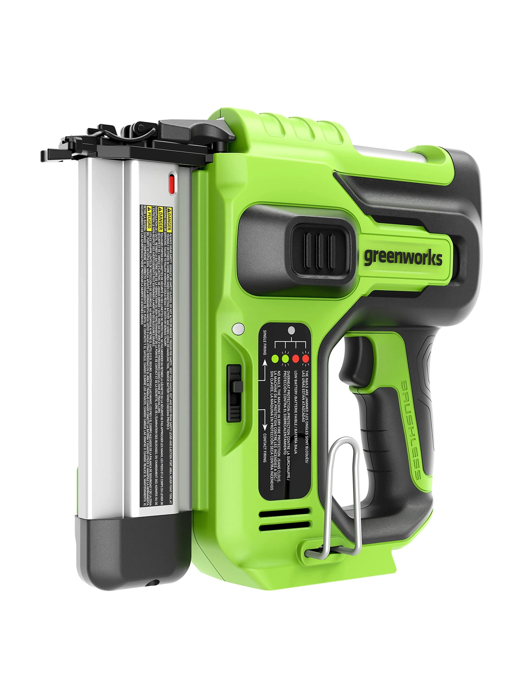 אקדח מסמרים 24 וולט נטען גוף בלבד, Greenworks GD24BN: גוף בלבד, מבט מהצד על מחסנית המסמרים ועל נורות החיווי, על רקע לבן