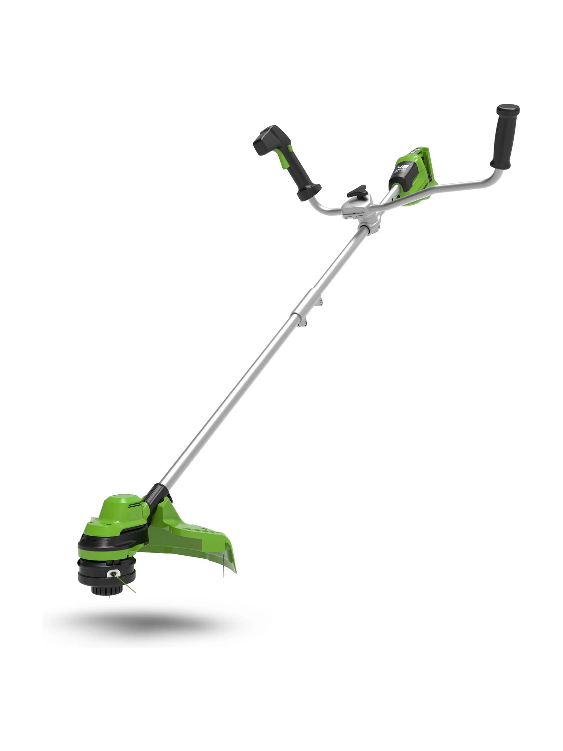 חרמש 48 וולט נטען, Greenworks GD24X2BCB: החרמש במלוא אורכו עם ידית כידון כפולה, גוף בלבד, על רקע לבן