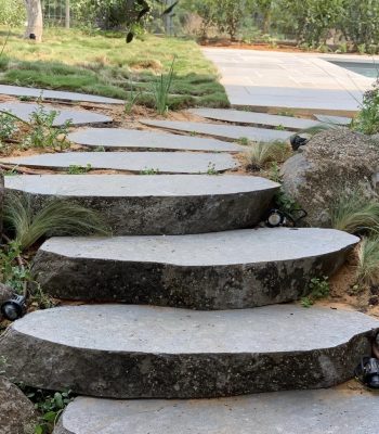 אבן מדרגות טבעית בזלת
